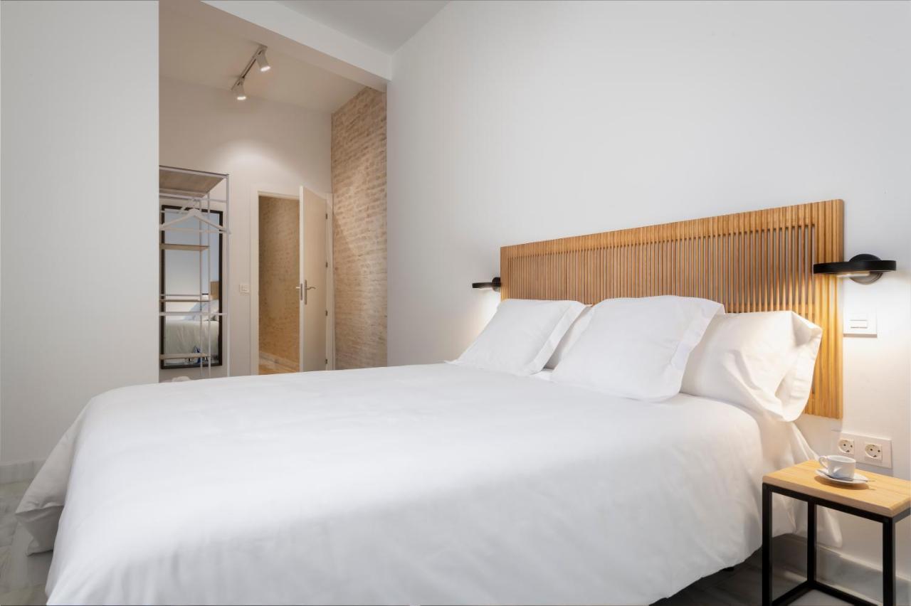 Magno Apartments San Gil - Shared Jacuzzi Sevilla Exterior foto