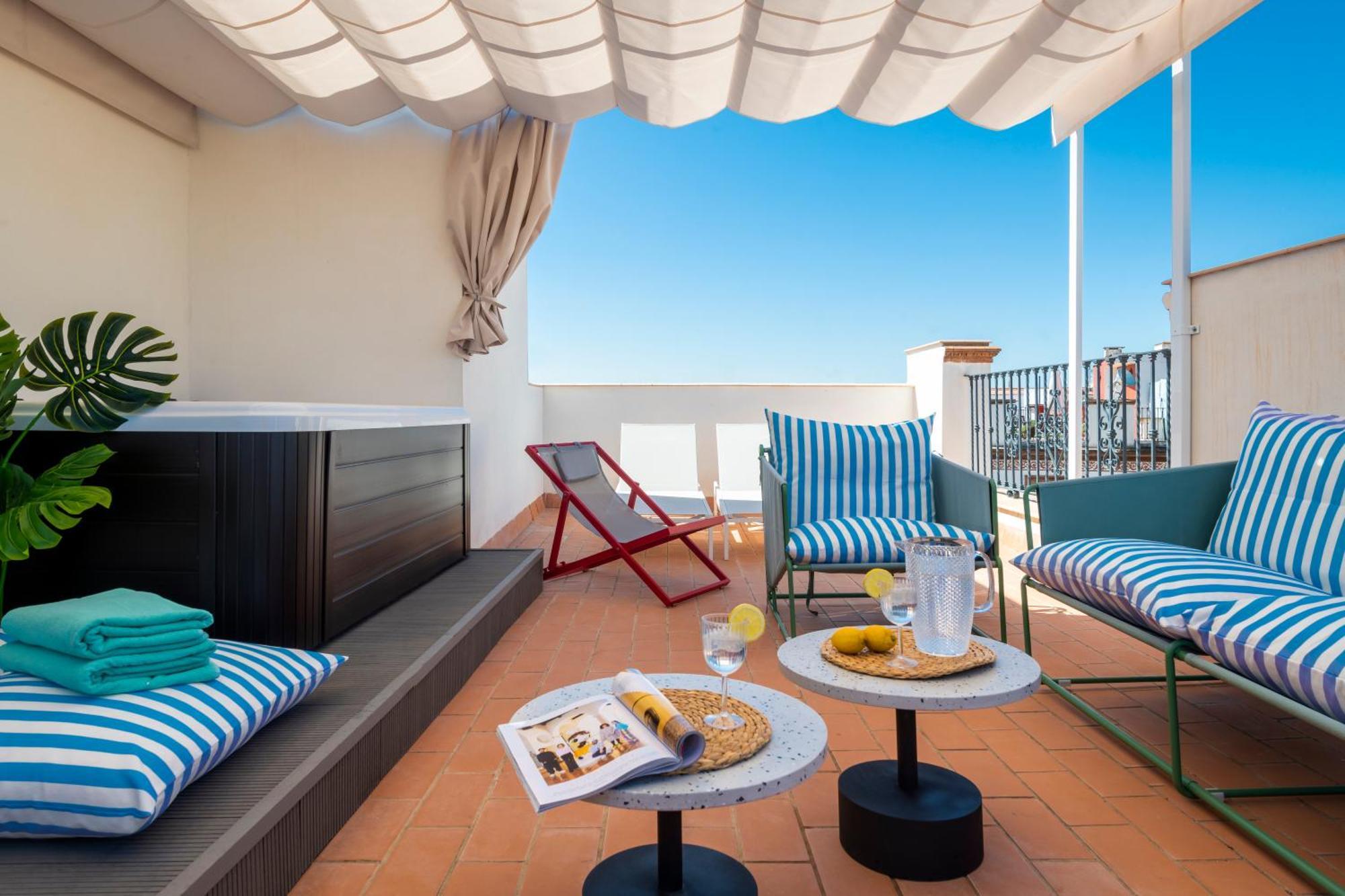 Magno Apartments San Gil - Shared Jacuzzi Sevilla Exterior foto